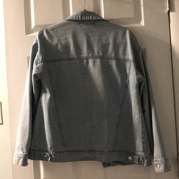 Forever 21 Jean jacket Medium - Picture 2 of 8